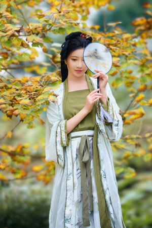 输了就要脱一件又要摸
